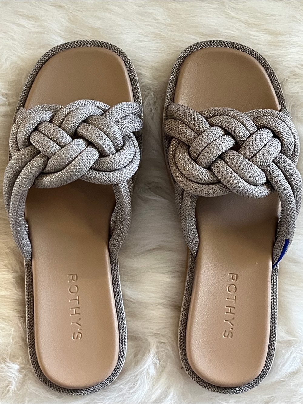 NWT Rothy’s The Summer Sandal Silver